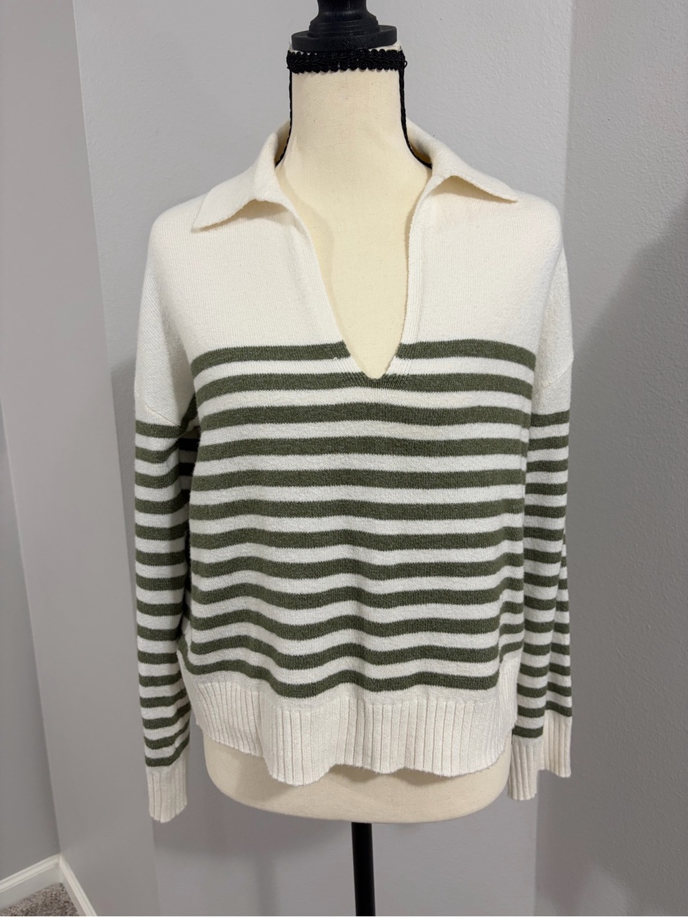 LOFT Striped V-Neck Collared Sweater - White & Olive